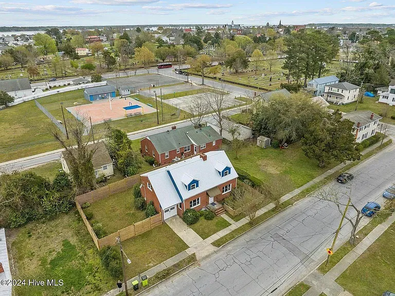 $65,000 | Historic 3-Bedroom Home with Timeless Charm. New Bern, NC
