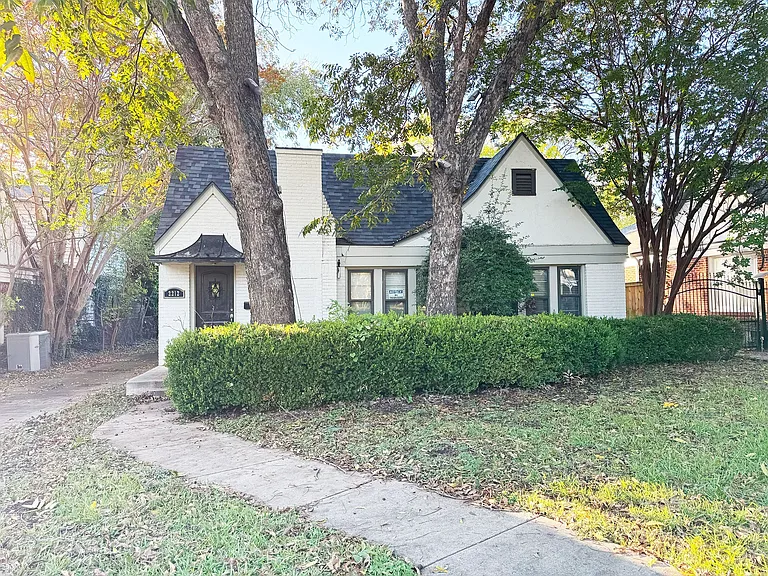 $100,000 | Unique Redevelopment Opportunity