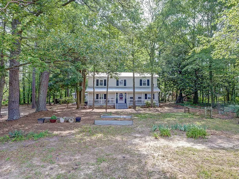 $299,900 – Restored 1900 Colonial Farmhouse on 2 Acres in Greer, SC