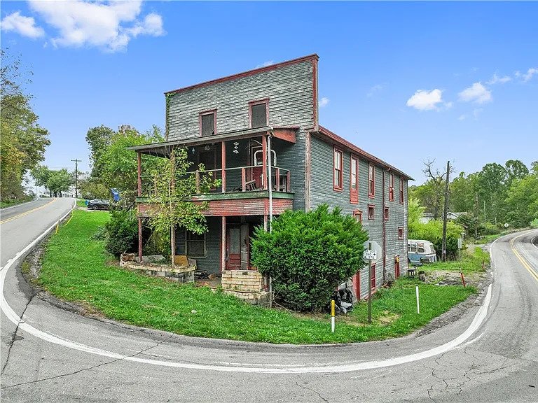 Historic Charm Meets Endless Possibilities at 605 Lone Pine Road, Washington, PA – $75,000