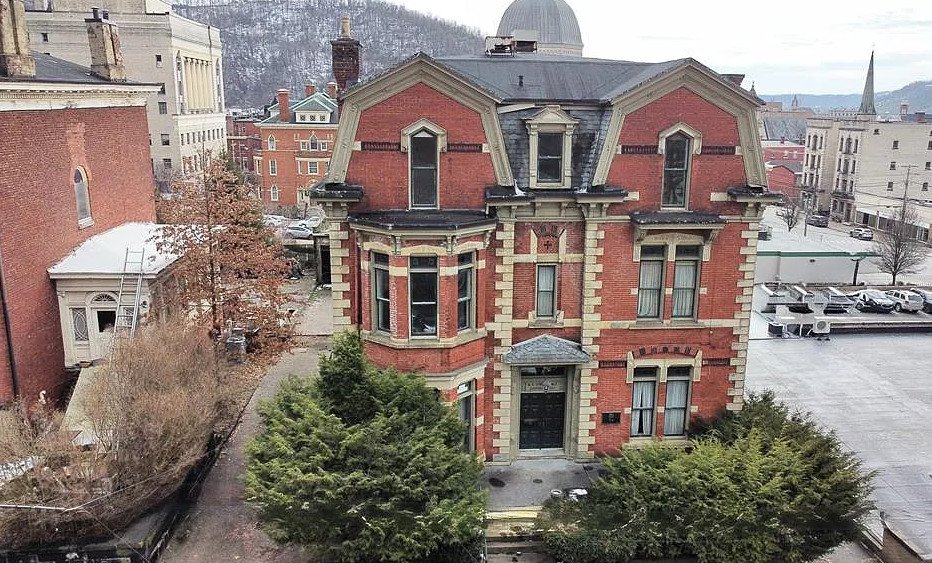 $265,000! Beautiful woodwork! Over 6,000 square feet in West Virginia.