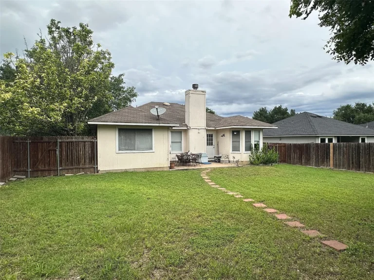 Rare Entry-Level Opportunity in Leander – Investor-Friendly Property with Existing Tenant, Low Tax Rate, and Outstanding Long-Term Potential
