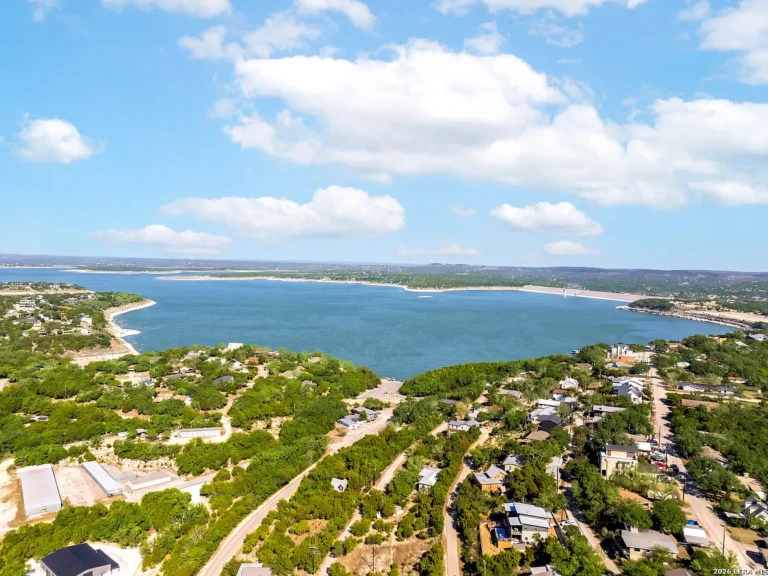 OWNER FINANCING AVAILABLE! Prime Canyon Lake Homesite Just Two Blocks from Boat Ramp #1 – Build Your Dream Lake Retreat