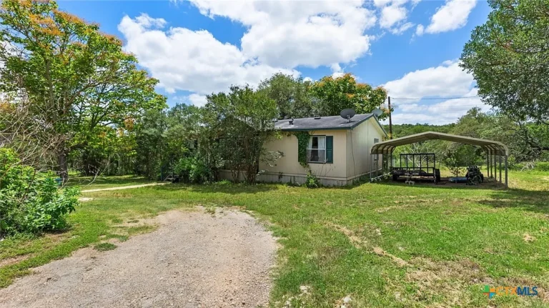 Escape to Your Private Texas Hill Country Retreat at 164 Oak Cove, San Marcos