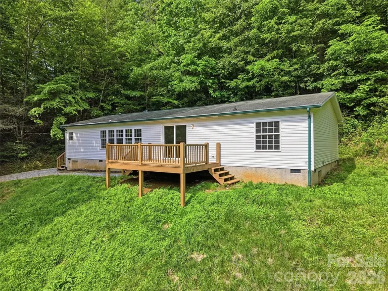Modern Mountain Retreat on 6 Unrestricted Acres