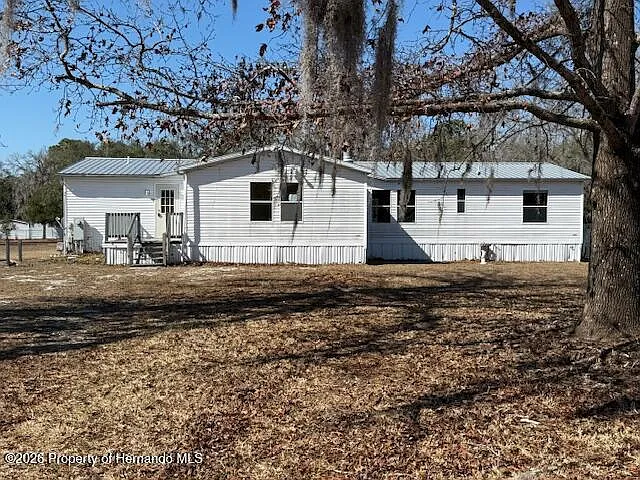 4 beds  2 baths 2,042 sqft