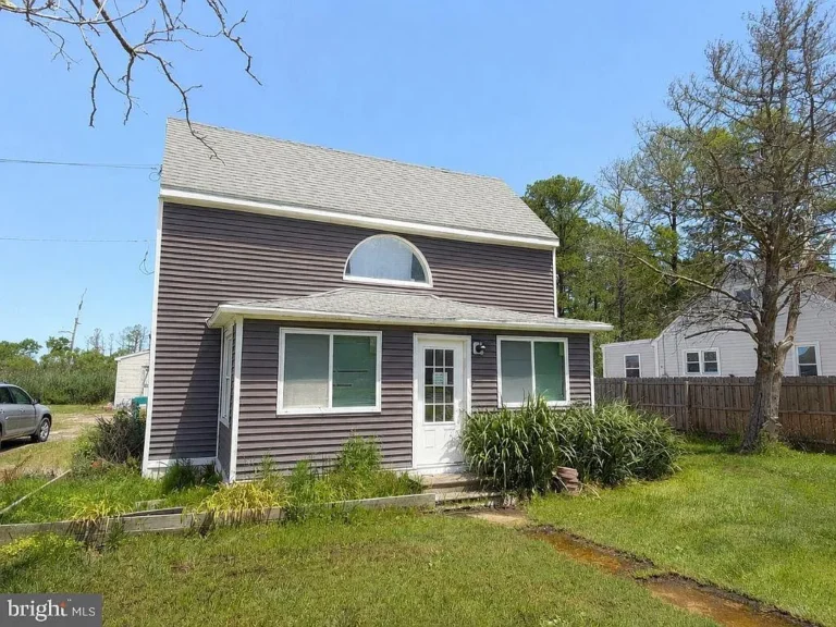 Charming Eastern Shore Farmhouse $59,990
