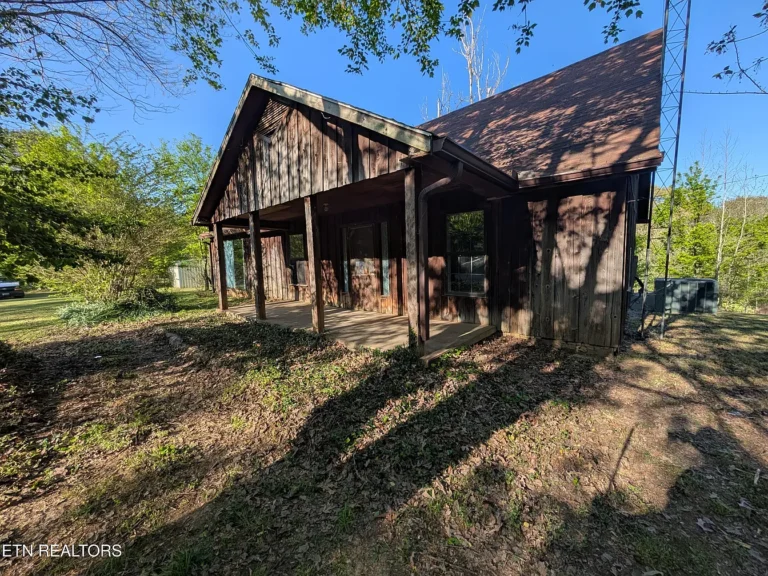 Country Acreage with Endless Potential