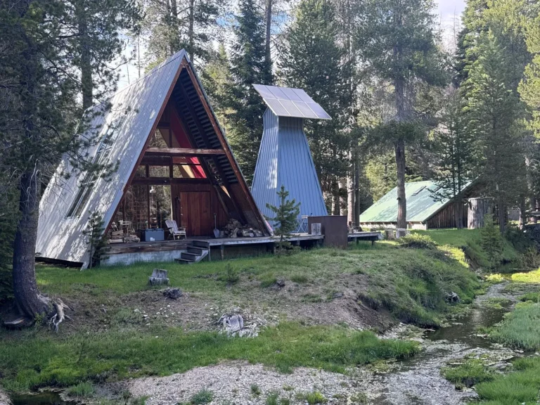 Cabin Property with 10.28 Acres in Bass Lake, California