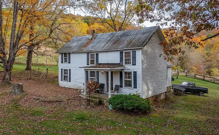 Log Farmhouse with 56 Acres in Bluefield, West Virginia