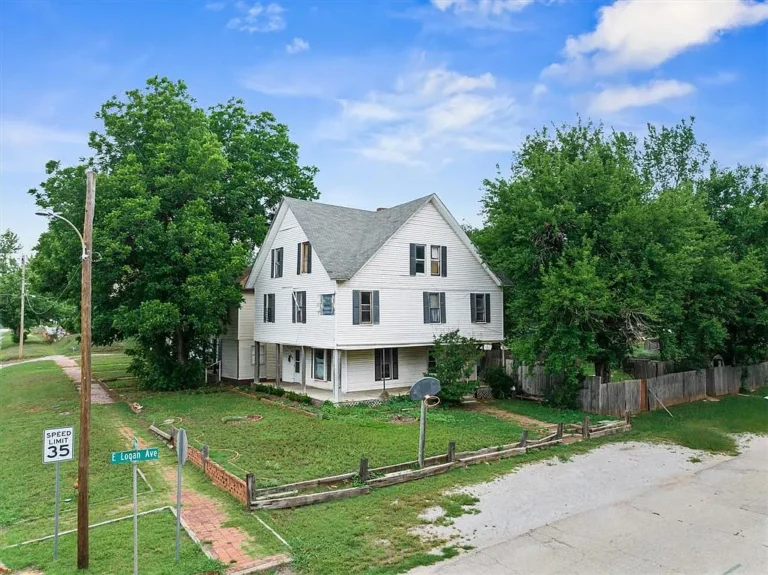 Historic Fixer with Duplex Potential