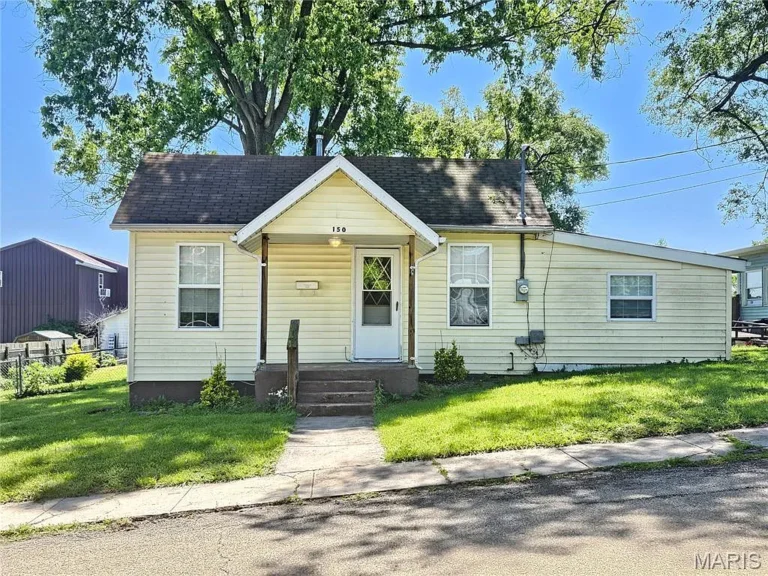 Charming Bonne Terre Investment Opportunity $75,000