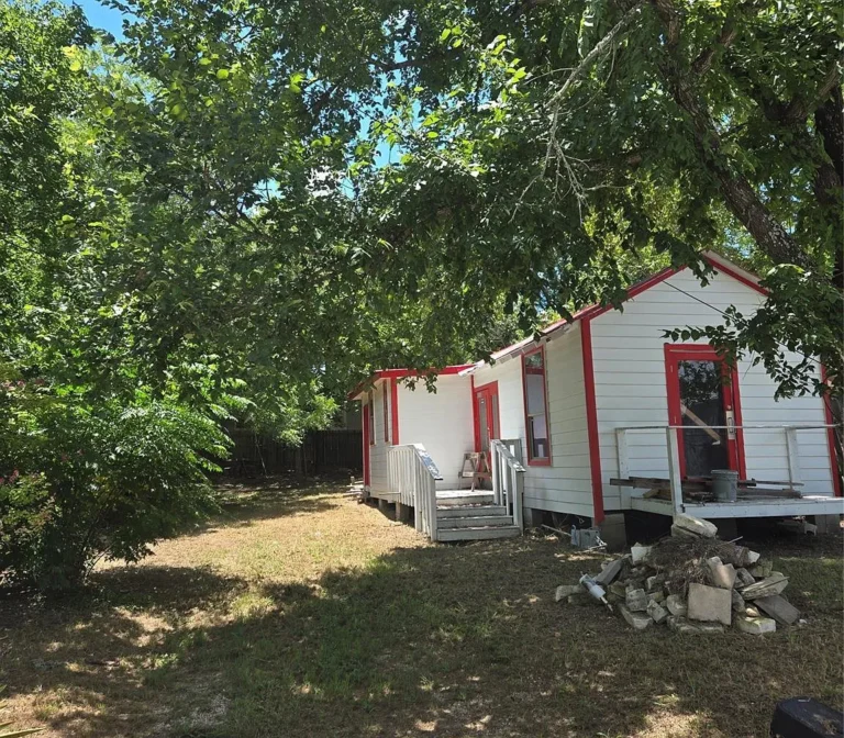 Affordable Lockhart Fixer-Upper $70,000